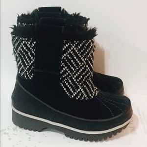 SOREL snow boots